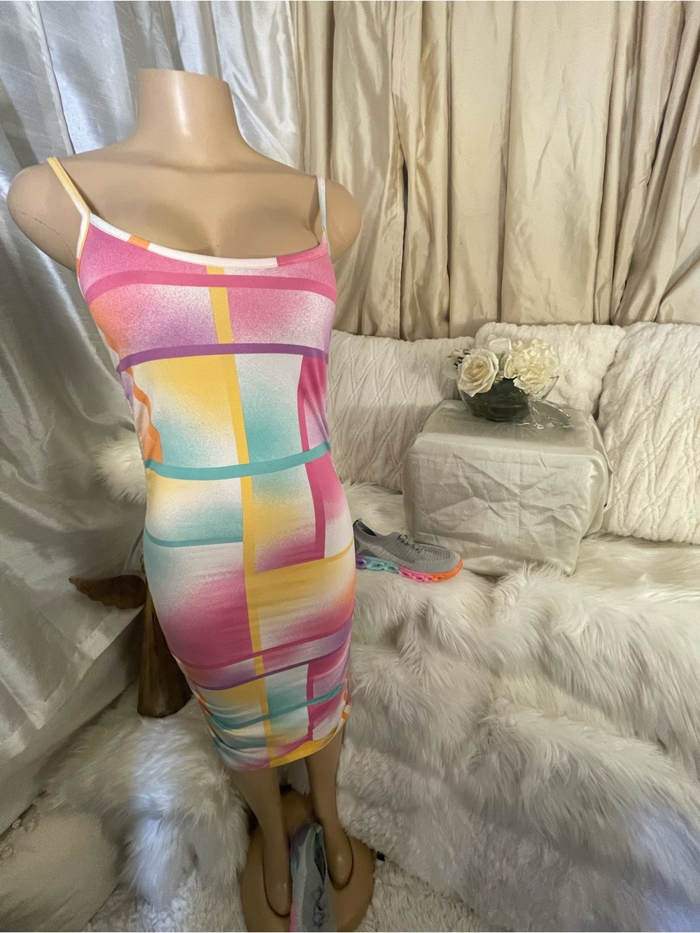 Spaghetti-Strap Pink Geometric Bodycon Mini Dress medium